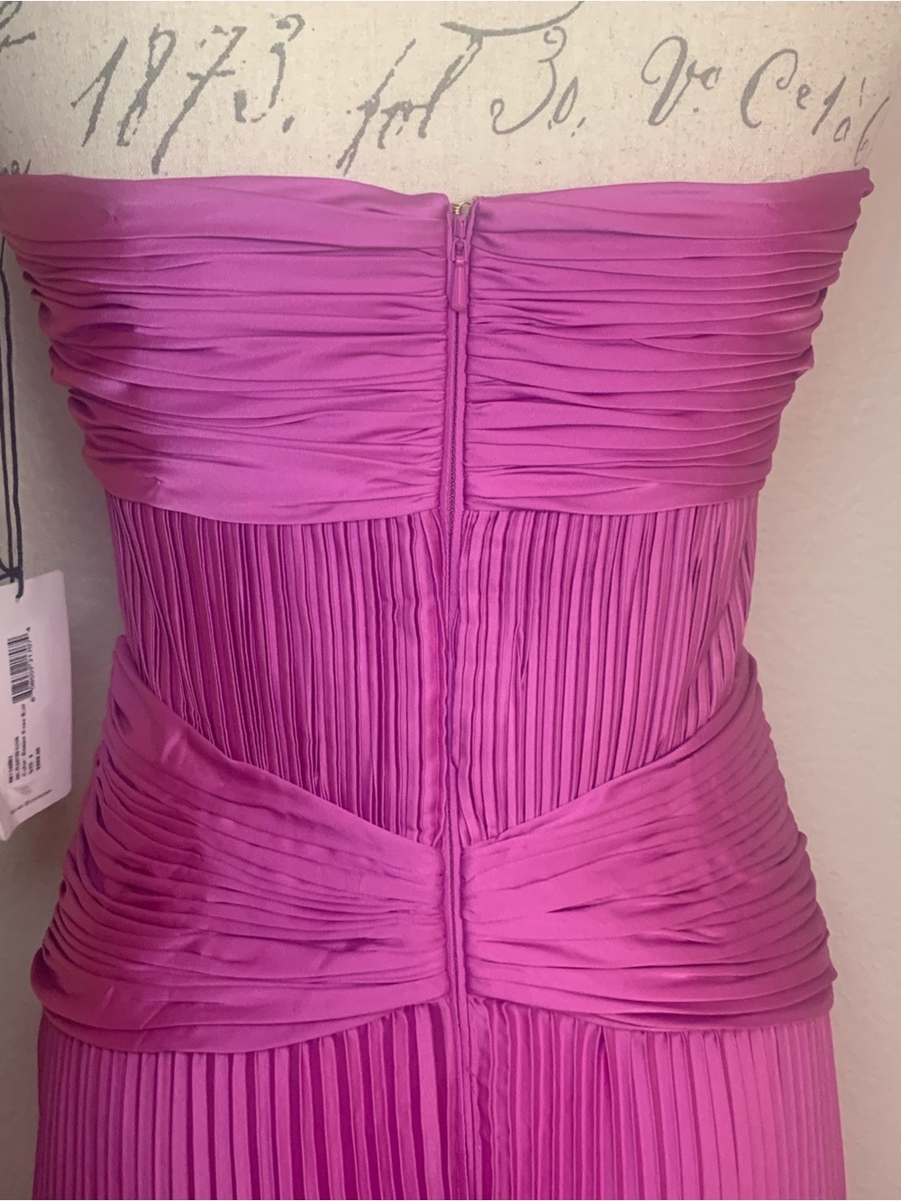 AMUR Del Pleated Strapless Gown in Desert Rose Bud Pink | Size 6 - Picture 6 of 9
